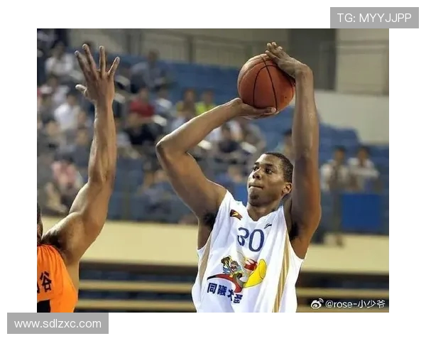 CBA中哪个位置球员适合踢足球? CBA中哪个位置球员适合踢足球?