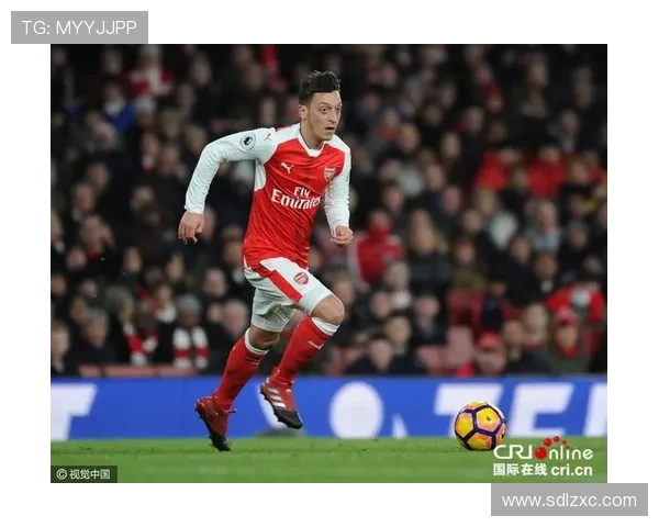 厄齐尔英超球衣销售情况与粉丝收藏价值评估