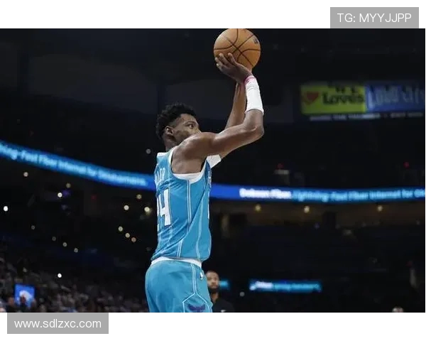 布兰登米勒状态低迷22投仅中5分数惨淡三分球表现令人失望